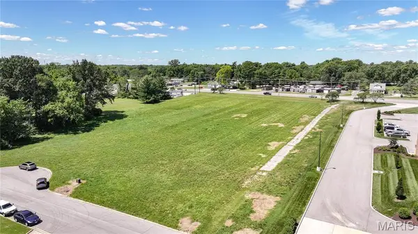 0 Mae Drive, Godfrey, IL 62035