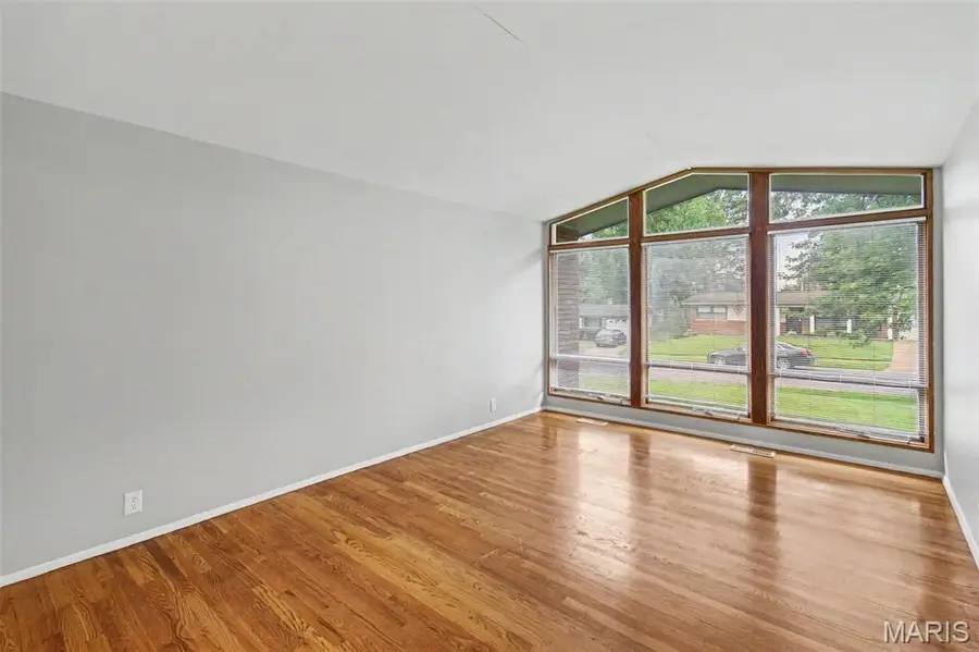 1550 Hollywood Lane, Florissant, MO 63033 - #2