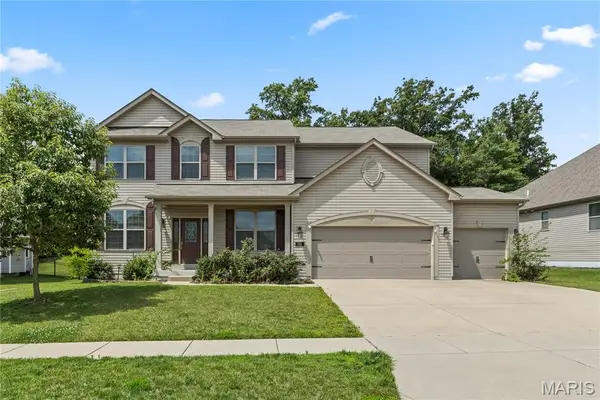 192 Shortleaf Pine Drive, St Charles, MO 63304
