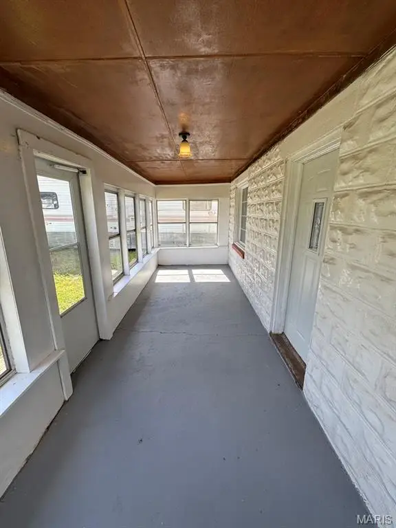 255 W Reed Avenue, Puxico, MO 63960 - #3
