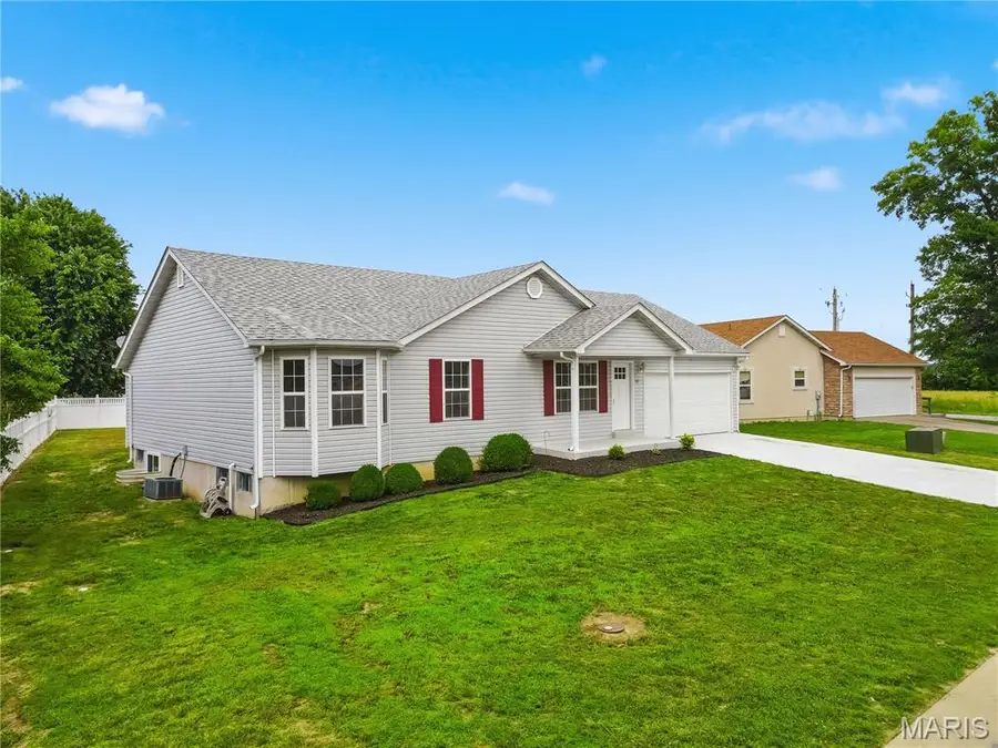 104 Briarwood Drive, Moscow Mills, MO 63362 - #3
