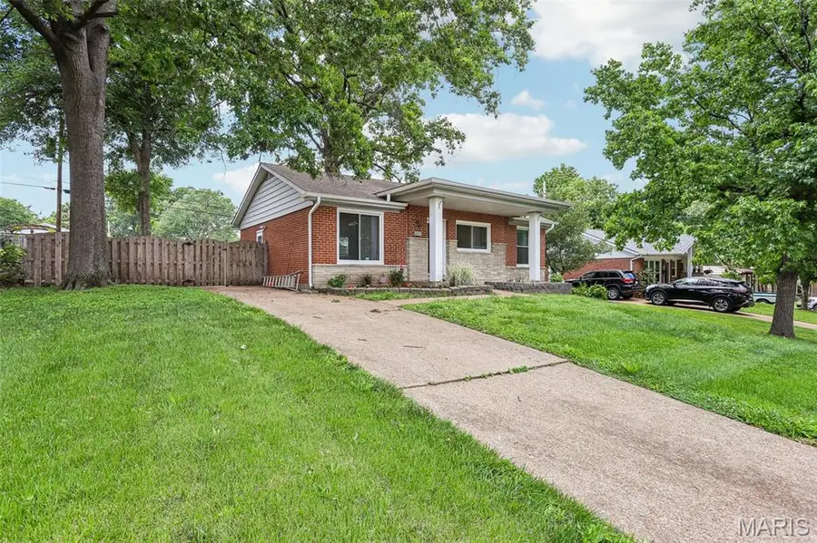 8511 Talma Court, Affton, MO 63123 - #3