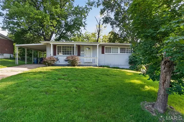1723 Keelen Drive, St Louis, MO 63136