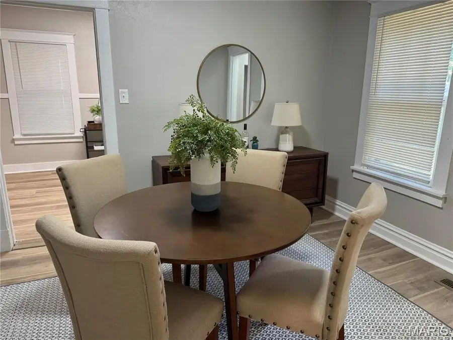 4015 Oakwood Avenue, Pine Lawn, MO 63121 - #3