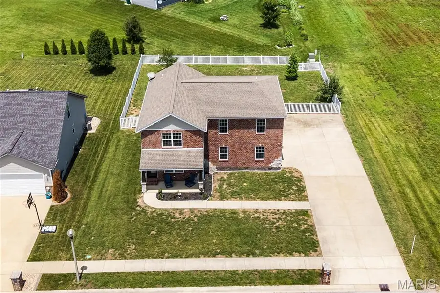 10009 Patriot Drive, Breese, IL 62230 - #2