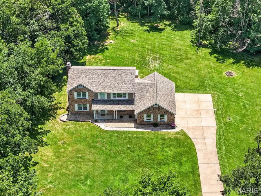 10 Woodleaf Court, Saint Paul, MO 63366 - #2