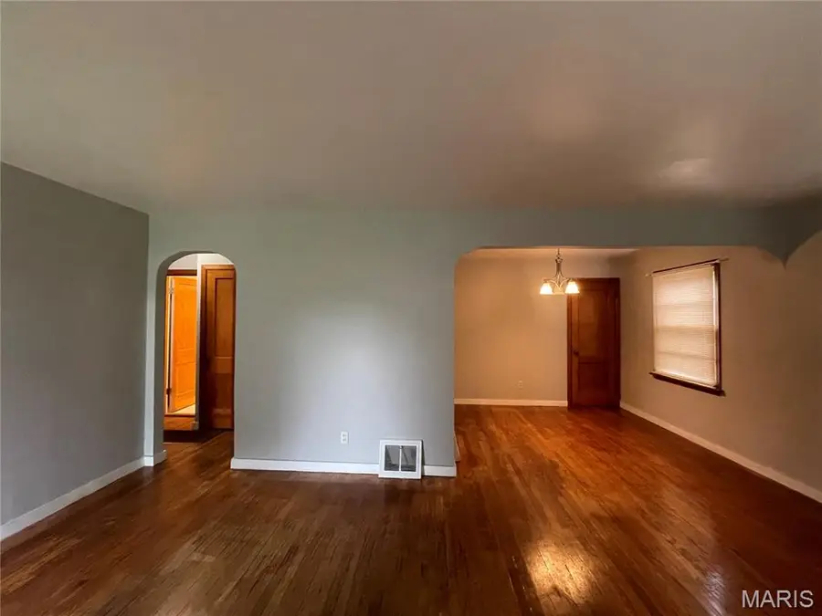 10745 Saint Xavier Lane, Saint Ann, MO 63074 - #3