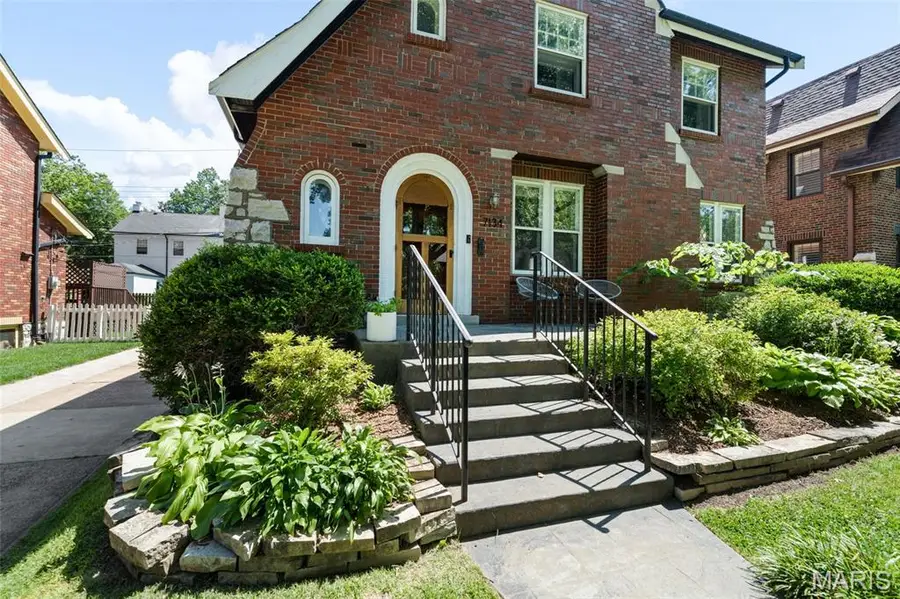 7134 Stanford Avenue, University City, MO 63130 - #3