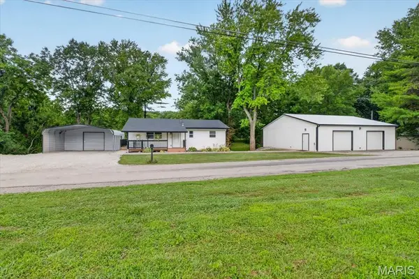 1 Lamask Drive, Belleville, IL 62223
