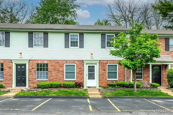 1405 Vadera Court, Fenton, MO 63026