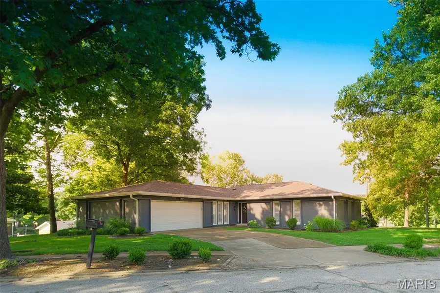 1012 Stuyvesant Lane, Ballwin, MO 63011 - #2