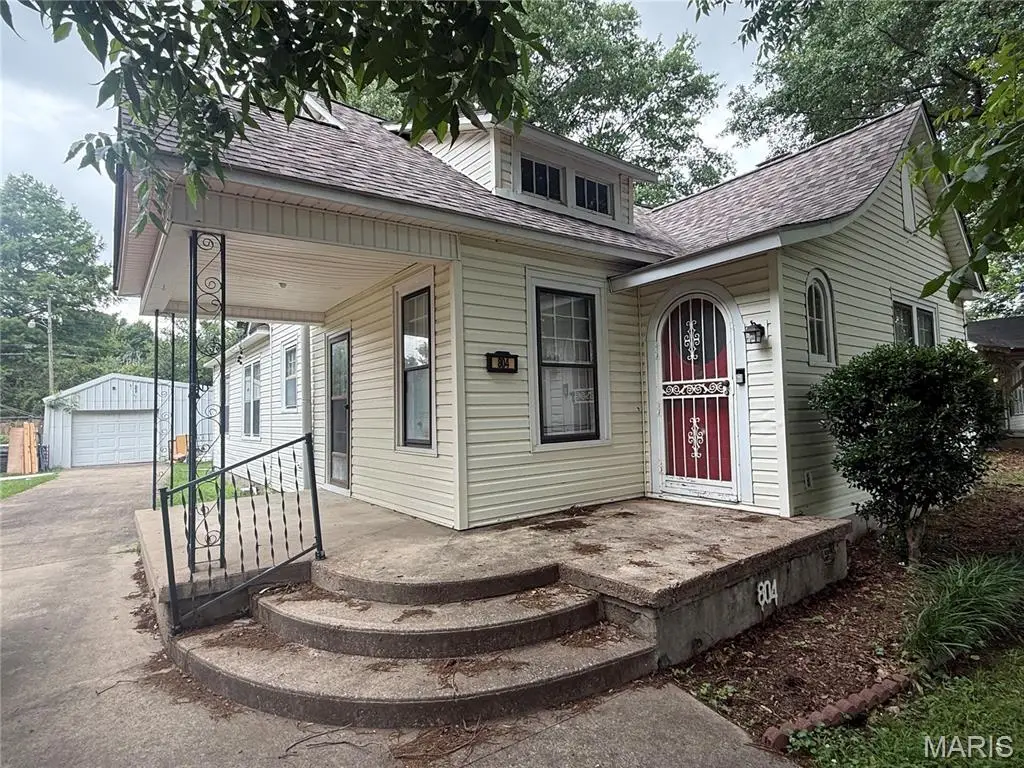 804 Ferguson Avenue, Caruthersville, MO 63830 - #1