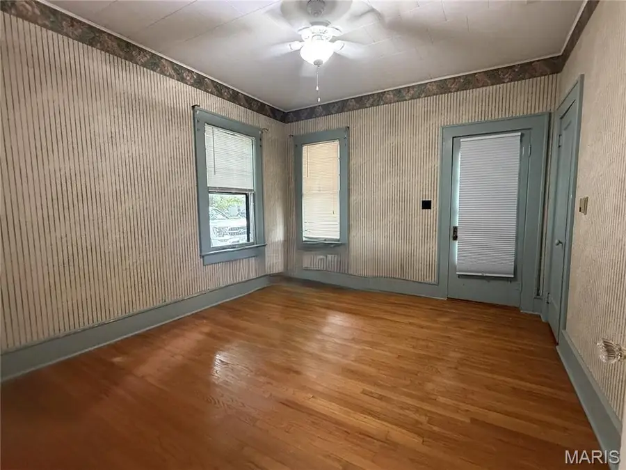 804 Ferguson Avenue, Caruthersville, MO 63830 - #3