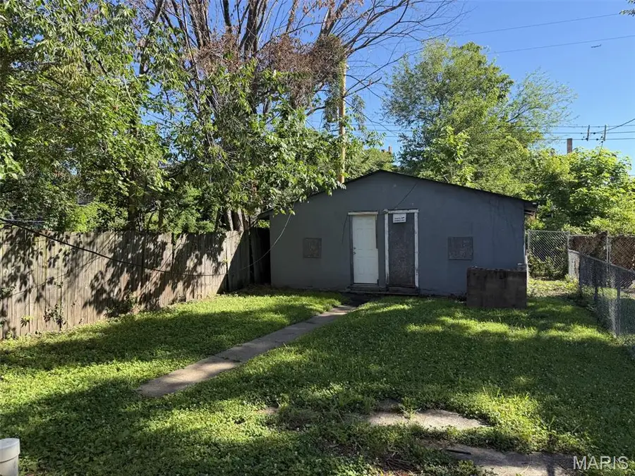 4113 St. Louis Avenue, Saint Louis, MO 63115 - #3