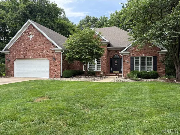 1722 Seminole Lane, Godfrey, IL 62035