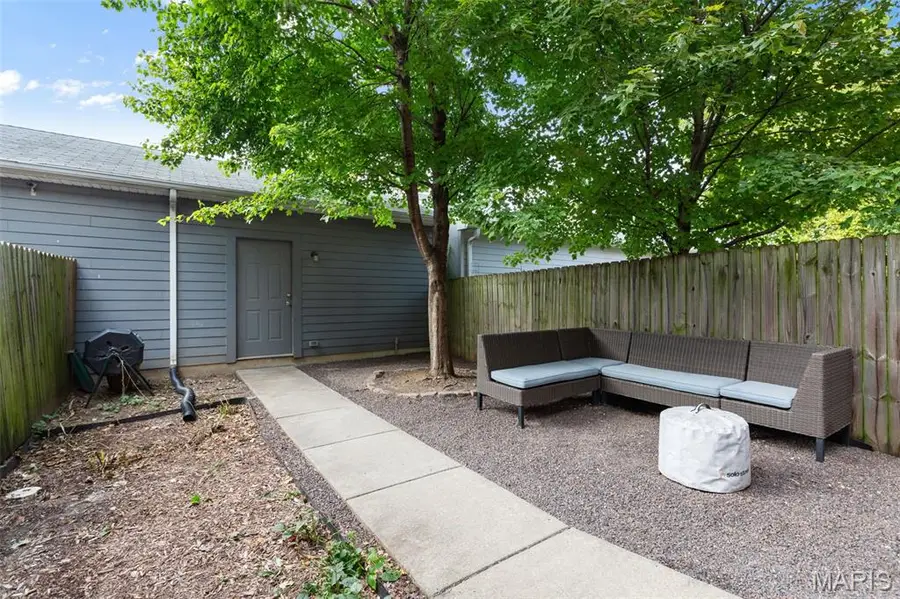 4238 Mcree Avenue, Saint Louis, MO 63110 - #3
