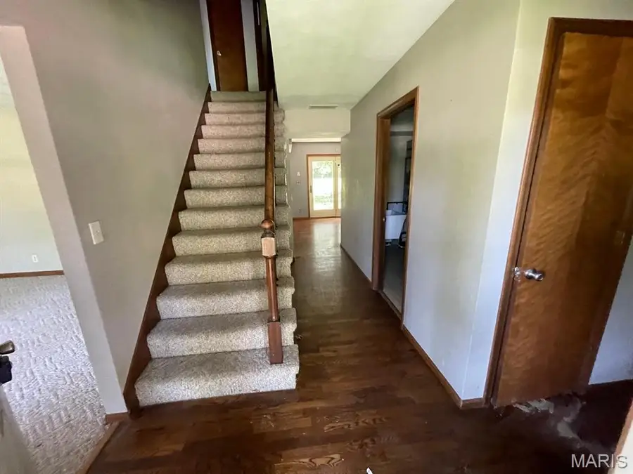 4441 Old Caseyville Road, Belleville, IL 62223 - #3