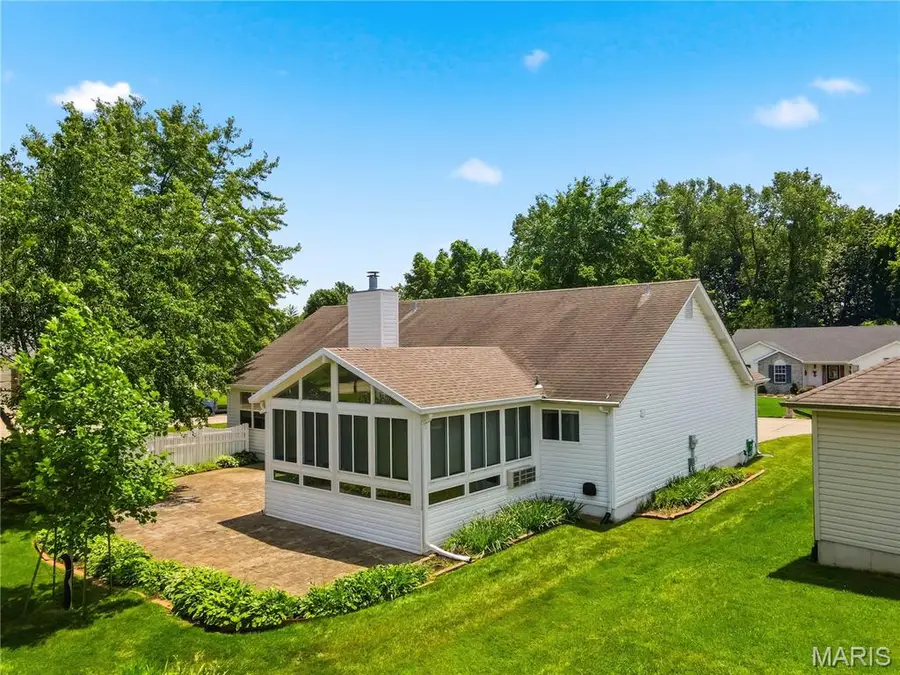 3808 Pine Forest Lane, Saint Charles, MO 63304 - #3