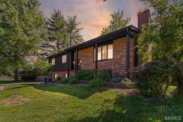 1908 Duke Street, Edwardsville, IL 62025