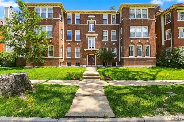 5885 Nina Place #2E, St Louis, MO 63112