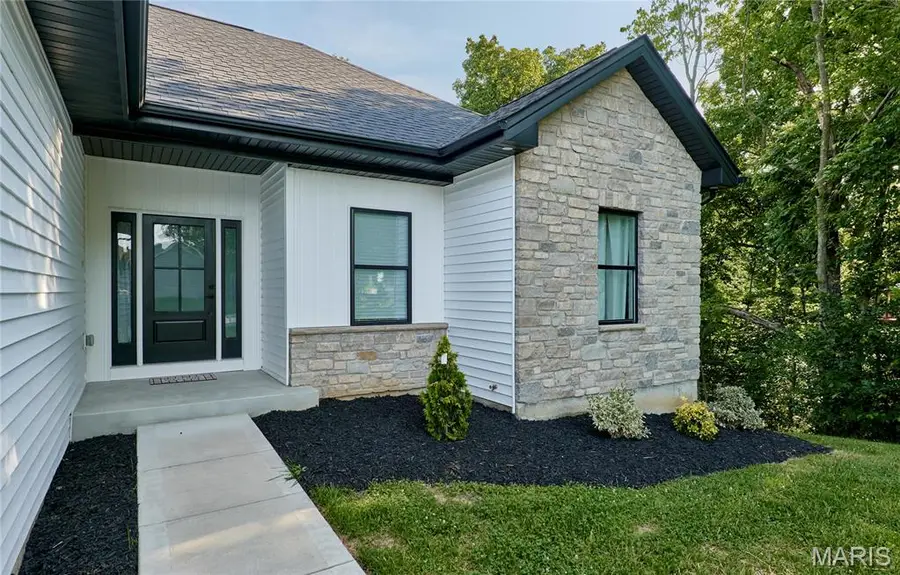 10253 Hawthorn Road, Foristell, MO 63348 - #2