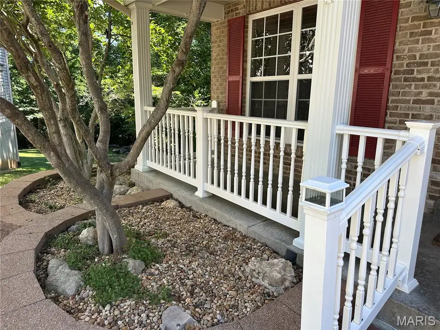 200 Romaine Spring View, Fenton, MO 63026 - #3