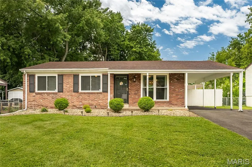 3039 Charmbrook Lane, Maryland Heights, MO 63043 - #1
