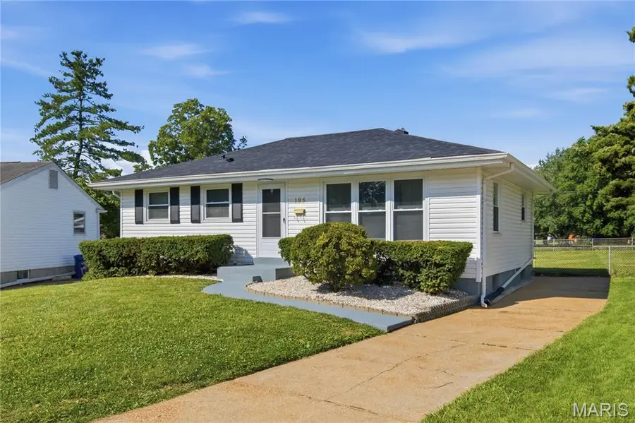 195 Eldorado Drive, Florissant, MO 63031 - #2