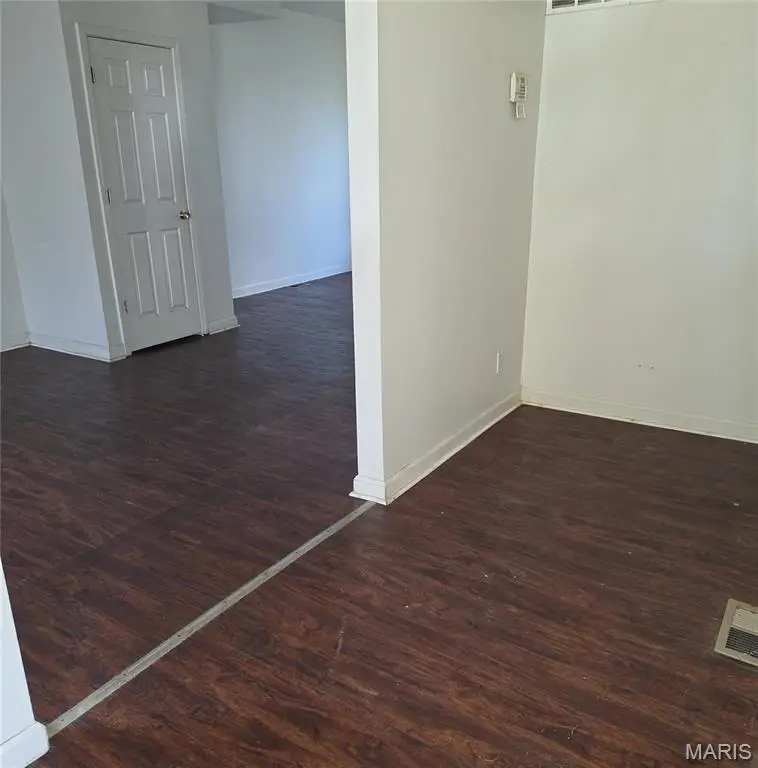 6528 Bartmer Avenue, Saint Louis, MO 63130 - #2