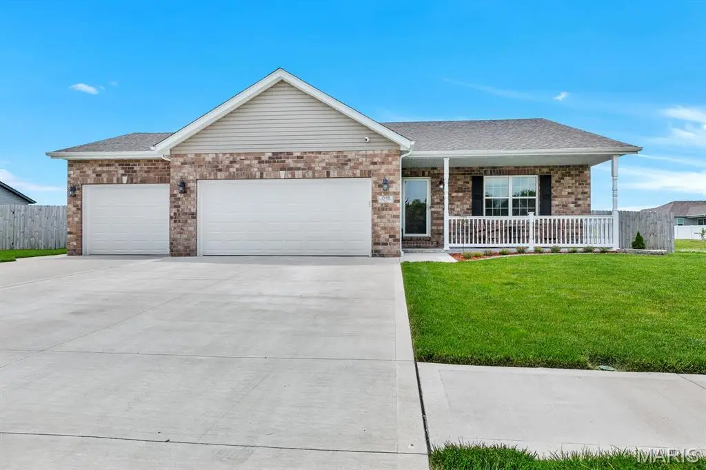3548 Cardinal Crossing Boulevard, Granite City, IL 62040 - #1