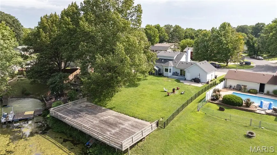 24 Islander Drive, Brighton, IL 62012 - #2