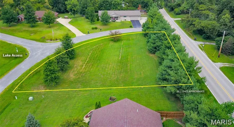 13884 White Pine Lane, Godfrey, IL 62035 - #3
