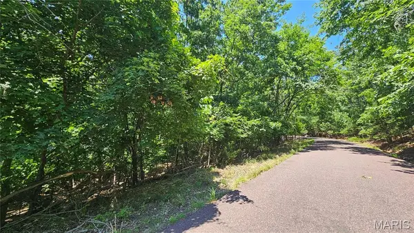 554 Friar Tuck Lane, Lake Sherwood, MO 63357