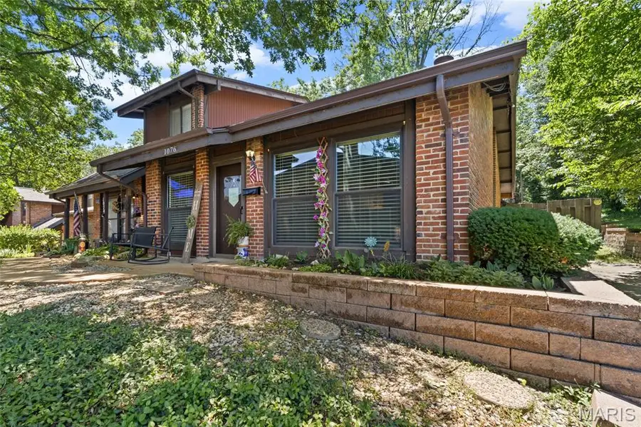1076 Mersey Bend Drive, Oakville, MO 63129 - #3