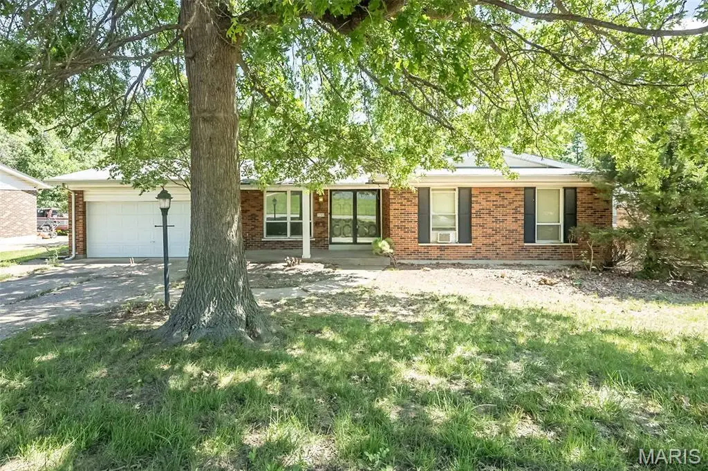 3705 Seville Drive, Florissant, MO 63033 - #1