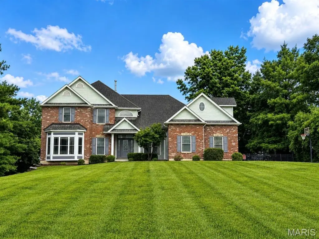 335 Summit Road, Fenton, MO 63026 - #1