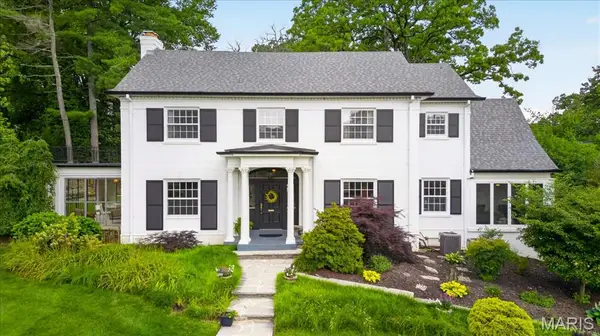 465 Sherwood Drive, Webster Groves, MO 63119