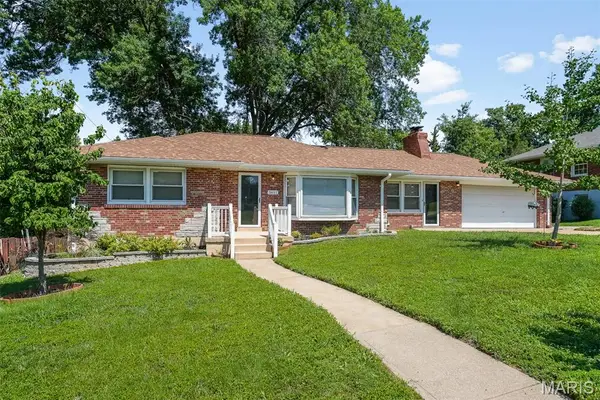 3611 Forest Dale Drive, St Louis, MO 63125