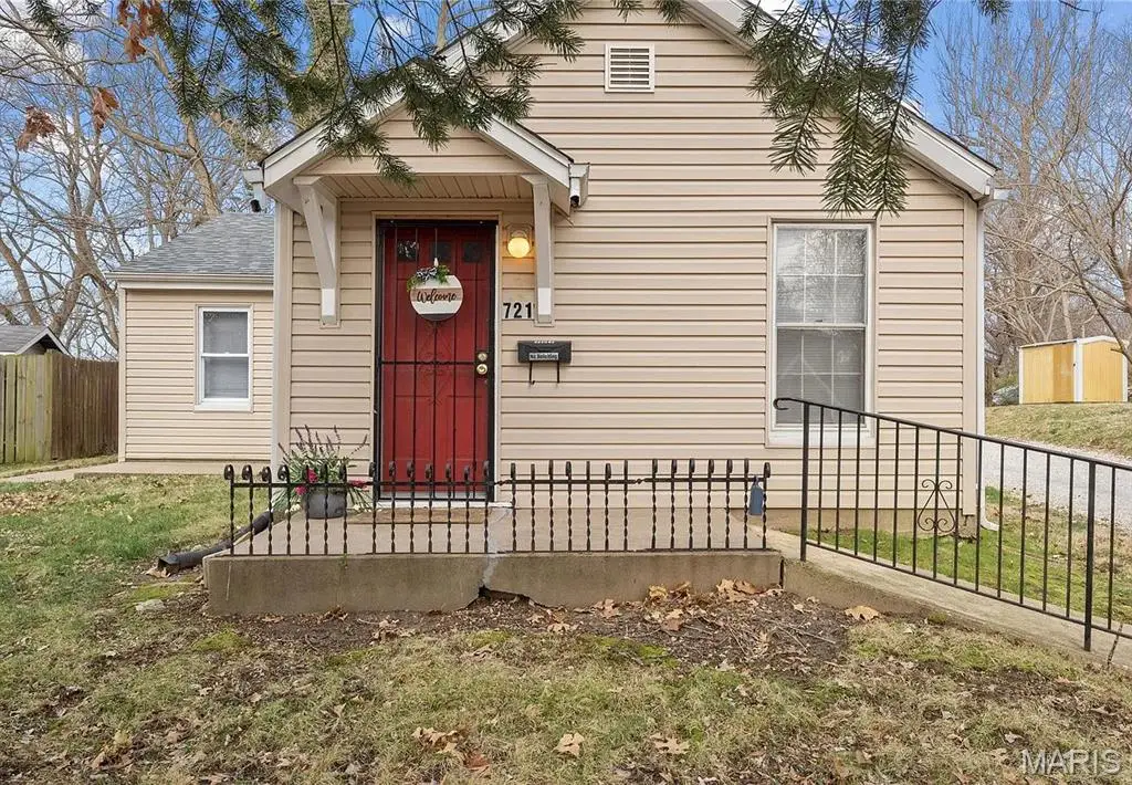 721 N Elizabeth Avenue, Ferguson, MO 63135 - #1