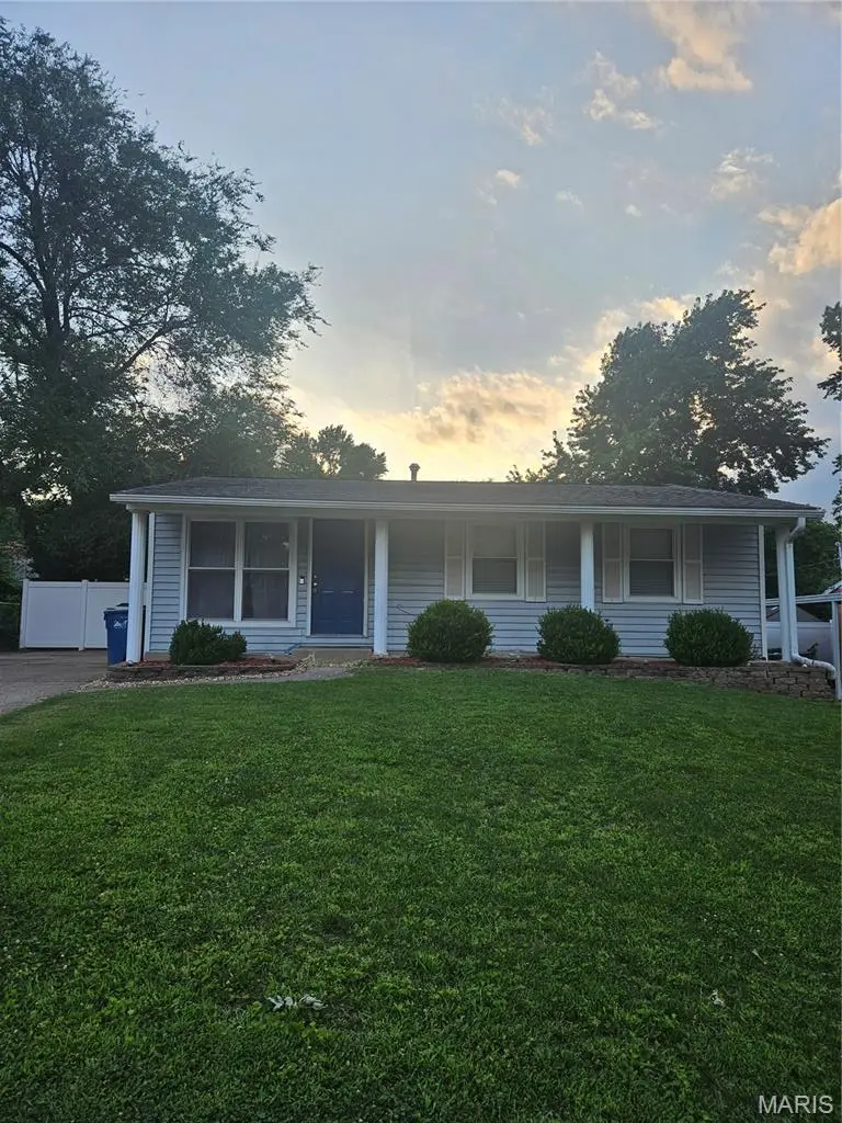 921 Gustane Drive, Saint Charles, MO 63301 - #2