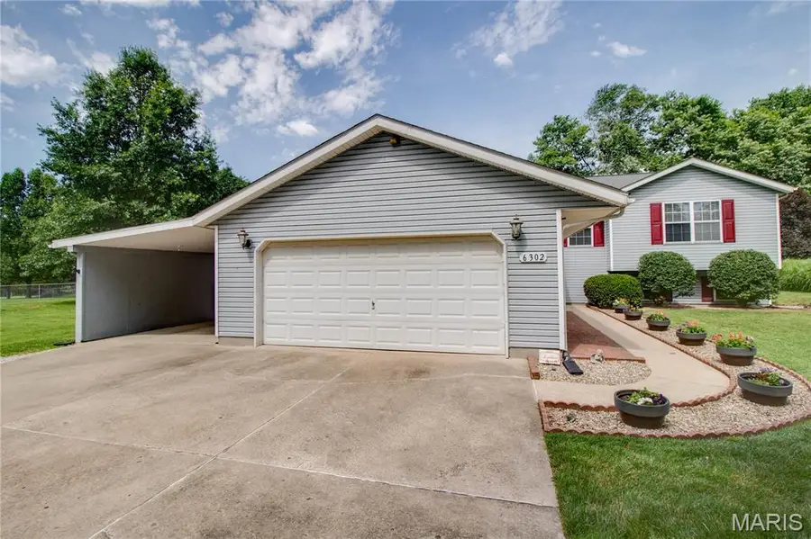 6302 Wenzel Road, Alton, IL 62002 - #3