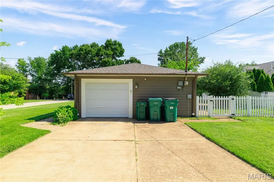 1503 Wexford Avenue, Webster Groves, MO 63119 - #3