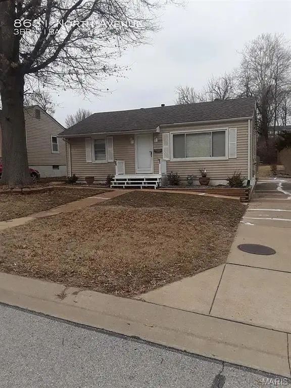 8631 North Avenue, Saint Louis, MO 63114 - #2