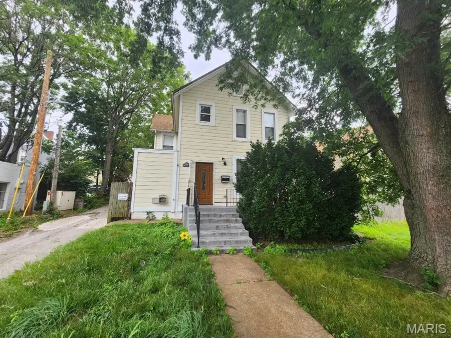 2214 Mccausland Avenue, Saint Louis, MO 63143 - #3