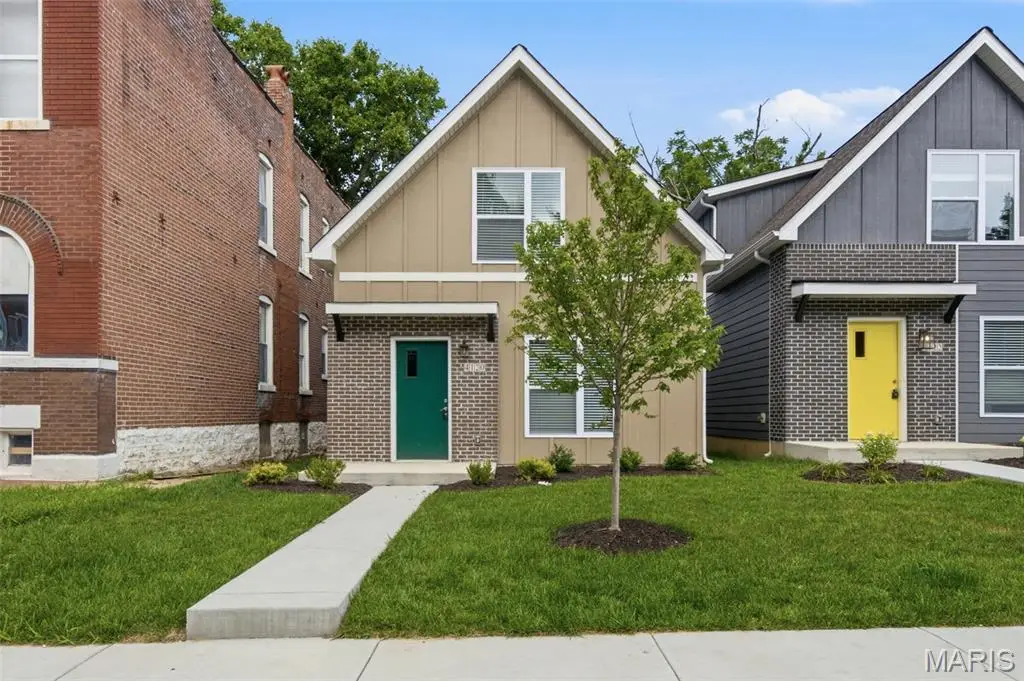 4120 Nebraska Avenue, Saint Louis, MO 63118 - #1