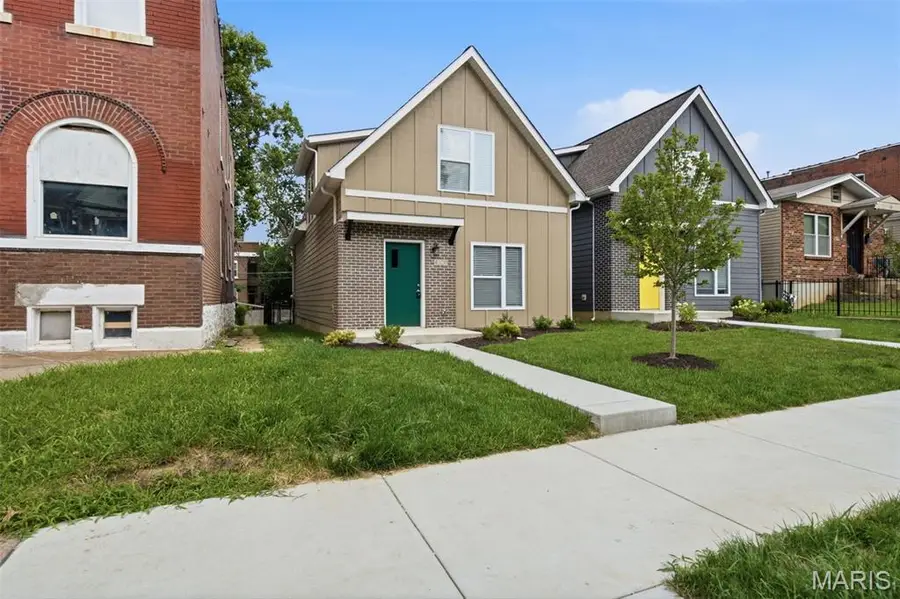 4120 Nebraska Avenue, Saint Louis, MO 63118 - #2