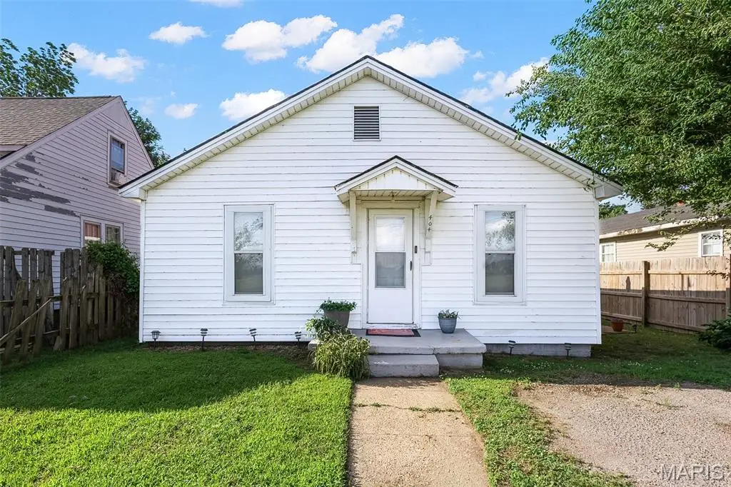 404 W Murray Lane, Sikeston, MO 63801 - #1