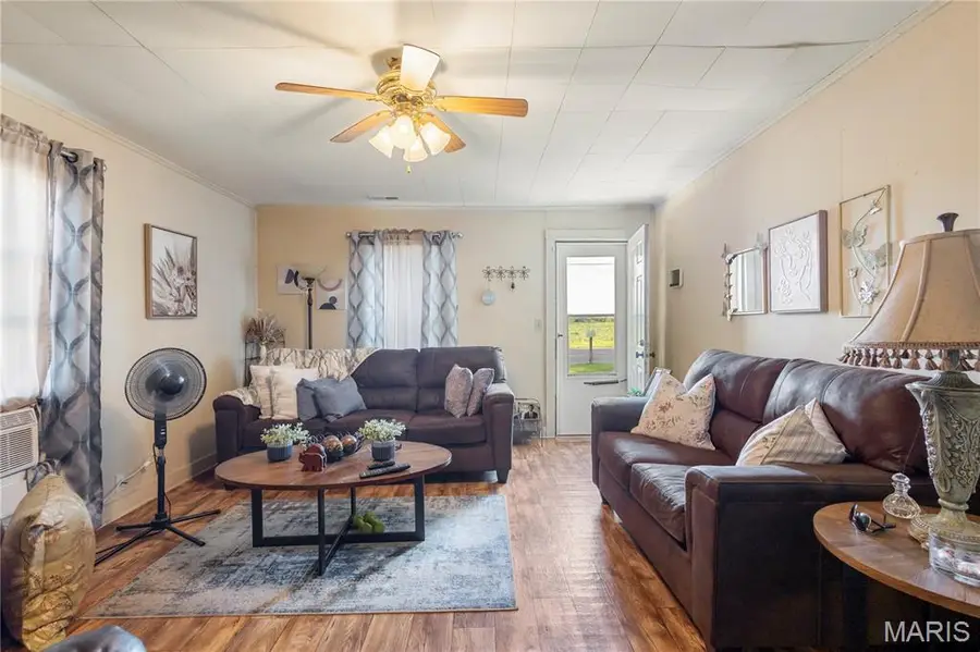 404 W Murray Lane, Sikeston, MO 63801 - #3