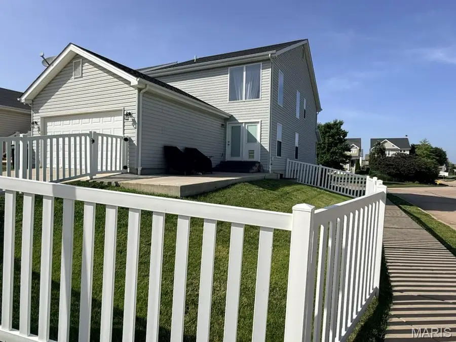1401 Colonial Drive, Cottleville, MO 63304 - #3