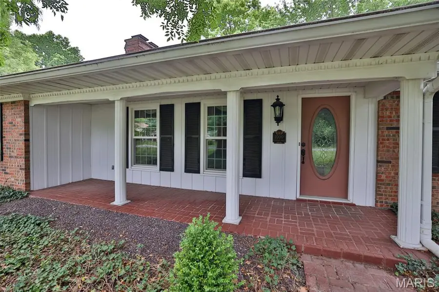 1000 Schwarz Road, Edwardsville, IL 62025 - #2